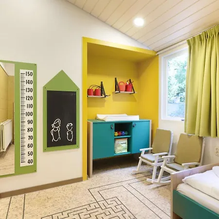 Holiday home Landal De Lommerbergen *